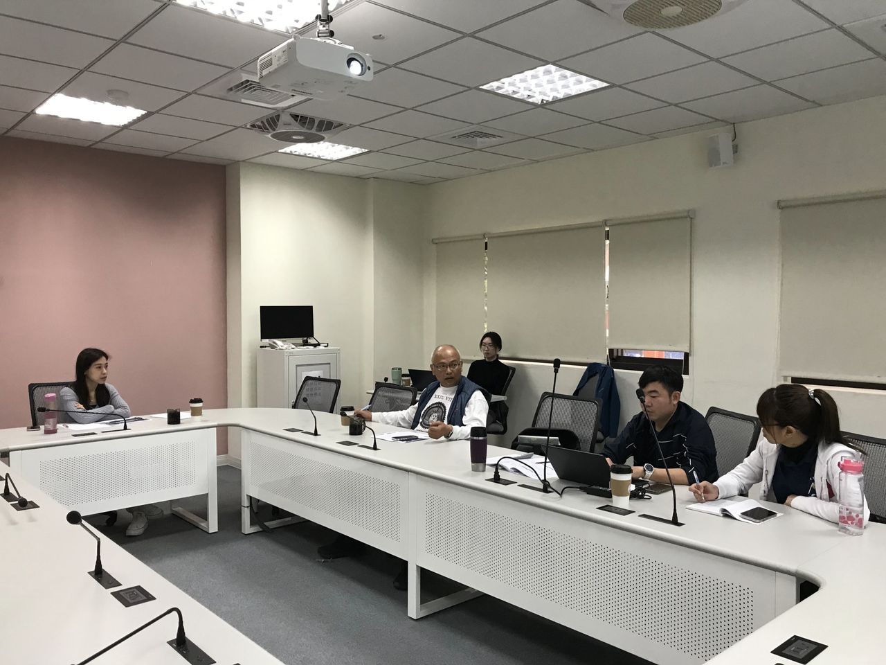 會議進行中