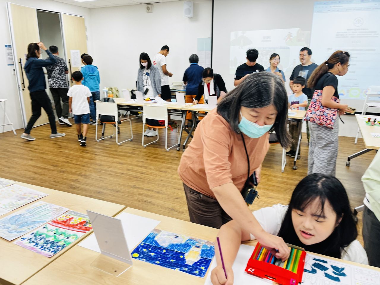 進行成果展示