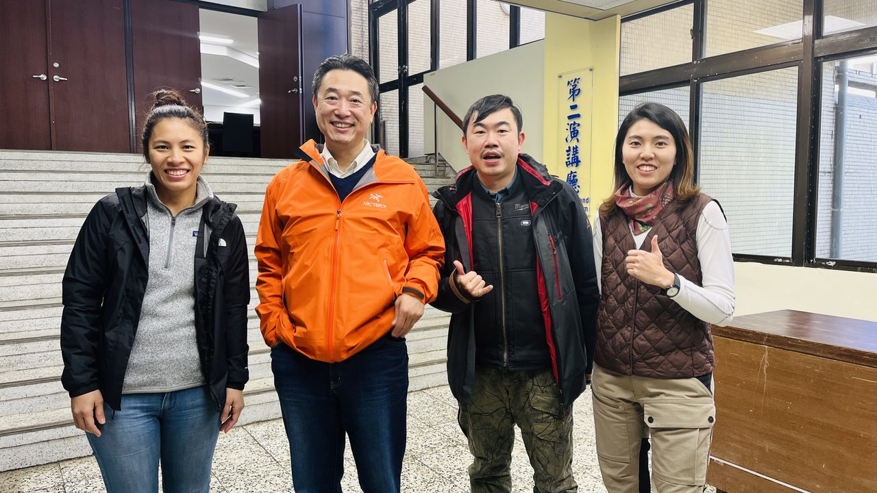 與徐震宇講師合照