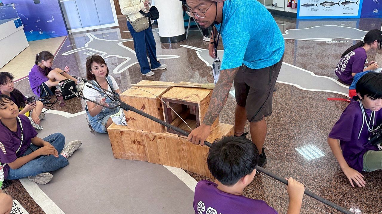 認識鏢旗魚的工具魚叉,漁民俗稱「三叉仔」