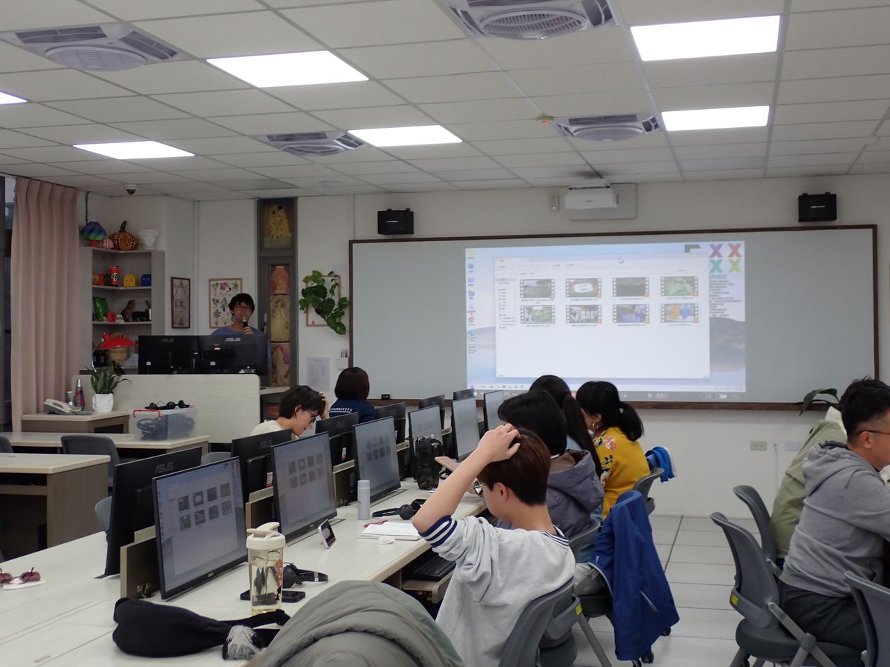 課程尾聲進行學員作品欣賞。